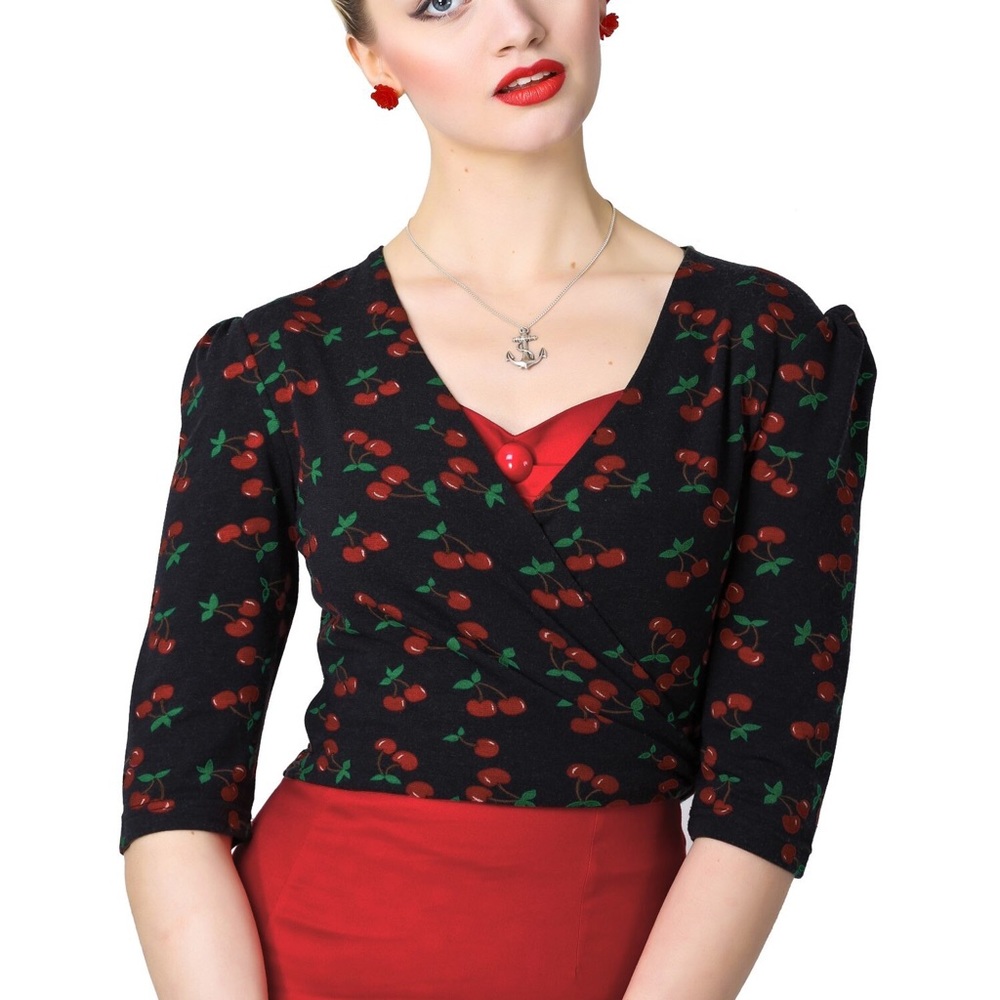 ❌SOLD❌❤️Collectif Mainline Cherry Wrap Cardigan - Picture 2 of 6